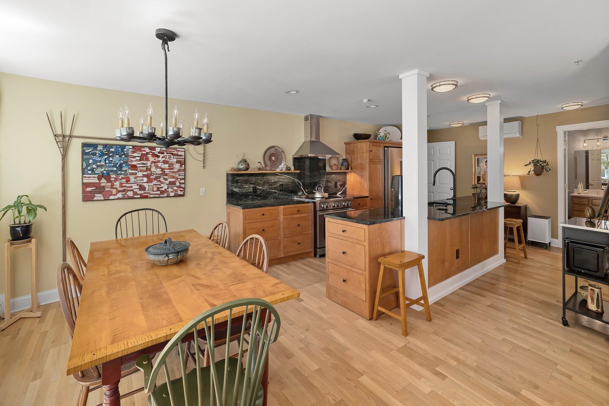 162 South Main Street Unit: 1