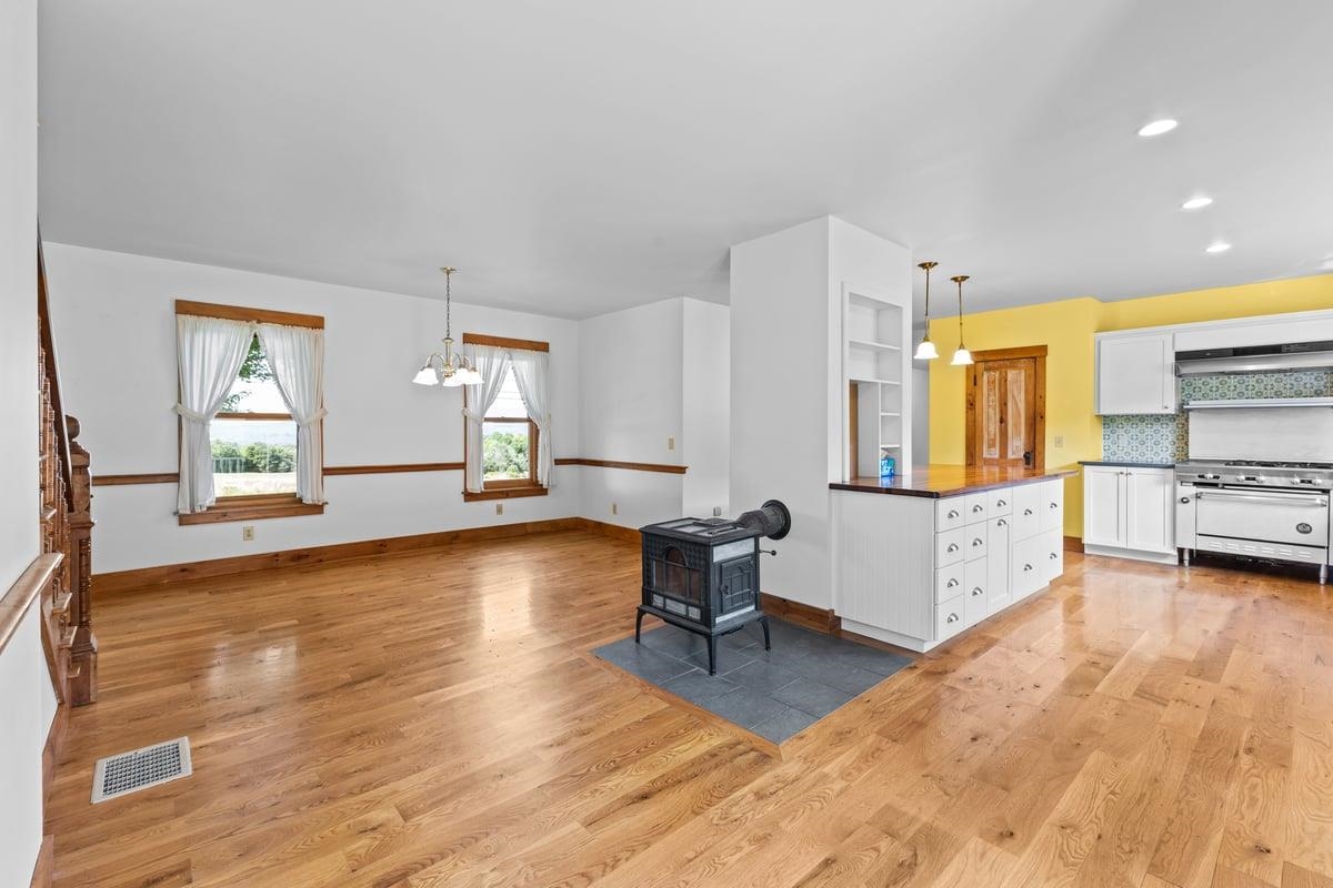 2367 Elmore Mountain Road