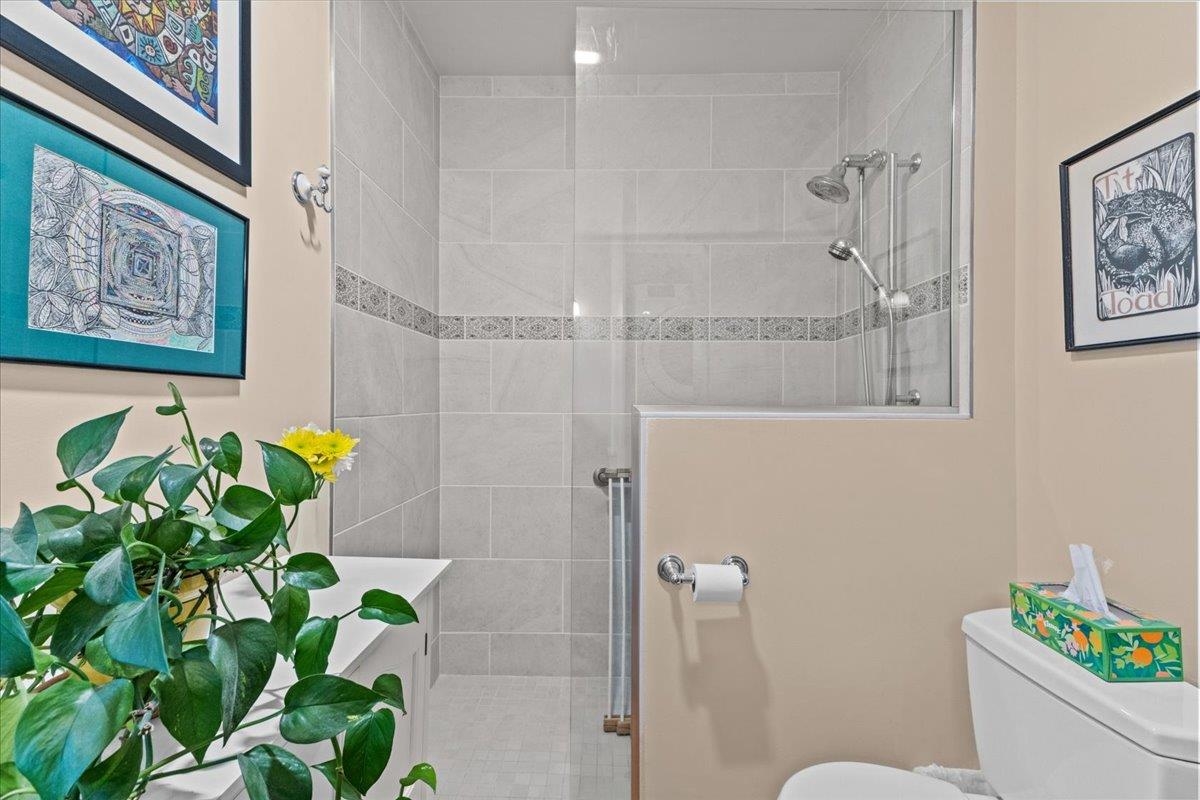 2367 Elmore Mountain Road