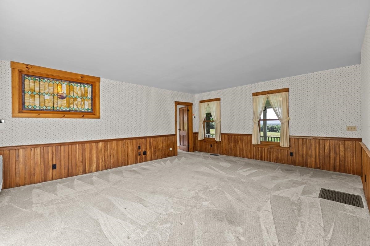 2367 Elmore Mountain Road