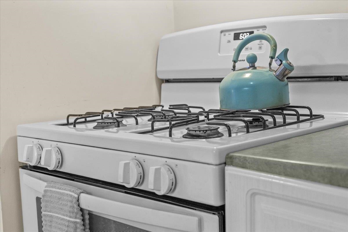 44 Park Place Unit: #205