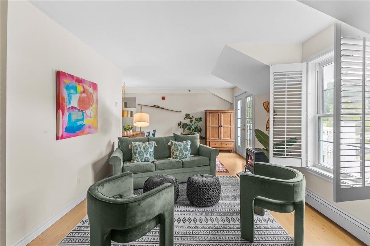 44 Park Place Unit: #205