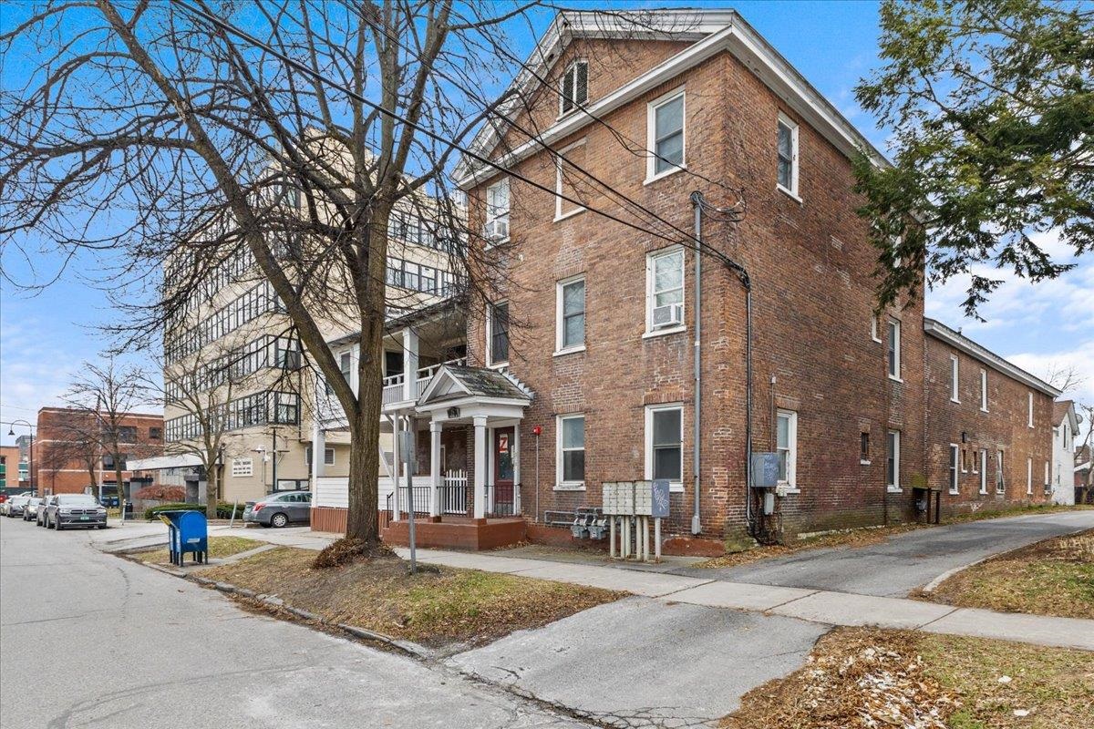 21-25 Elmwood Avenue