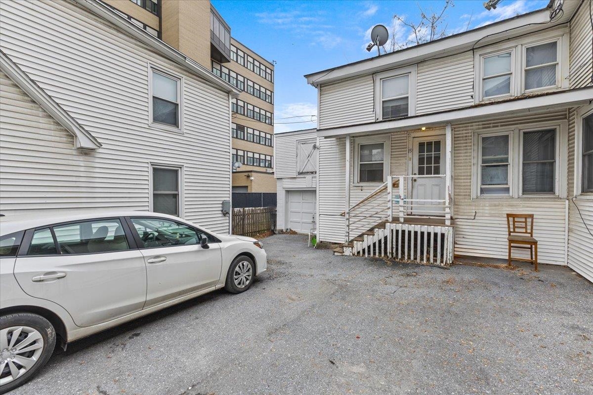 21-25 Elmwood Avenue