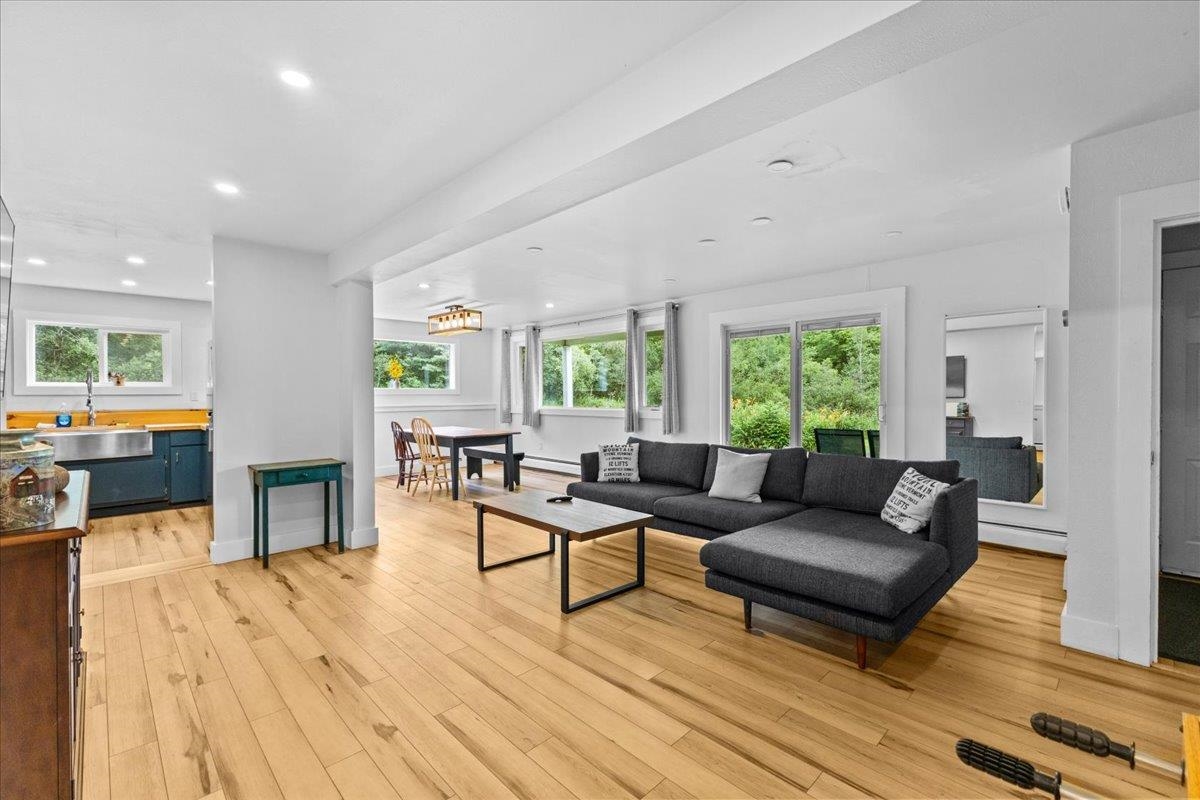 977 Taber Hill Road