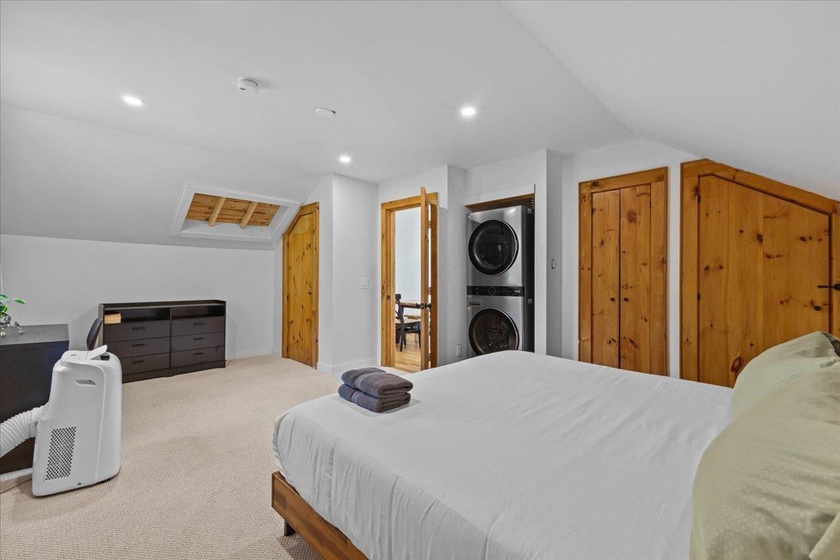 977 Taber Hill Road