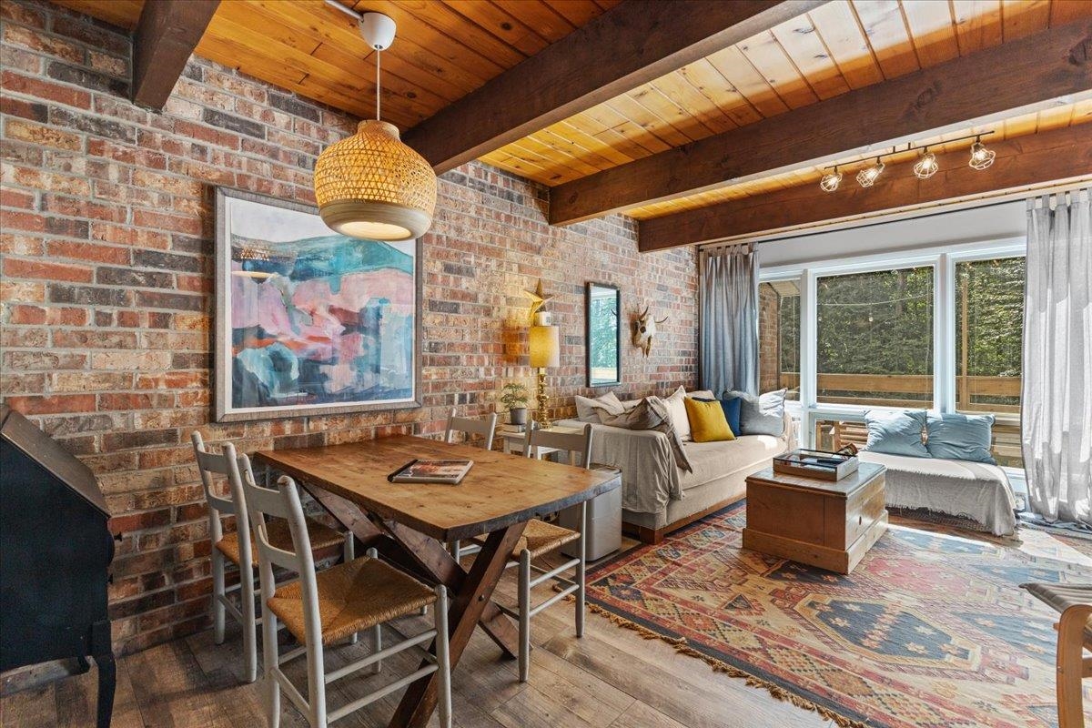 67 Fox Hill Road Unit: 4