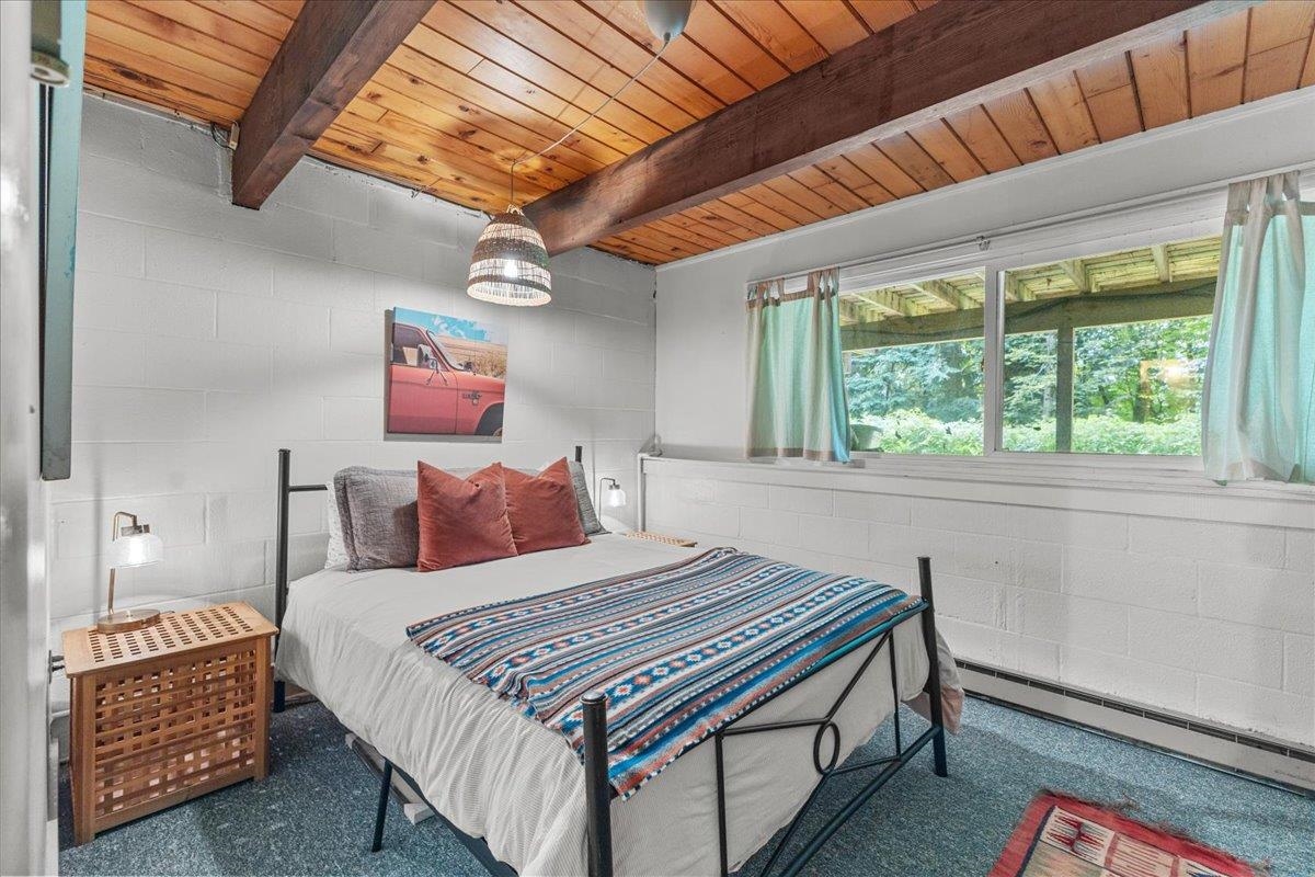 67 Fox Hill Road Unit: 4