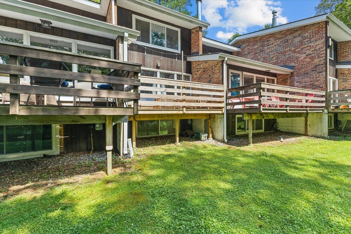 67 Fox Hill Road Unit: 4