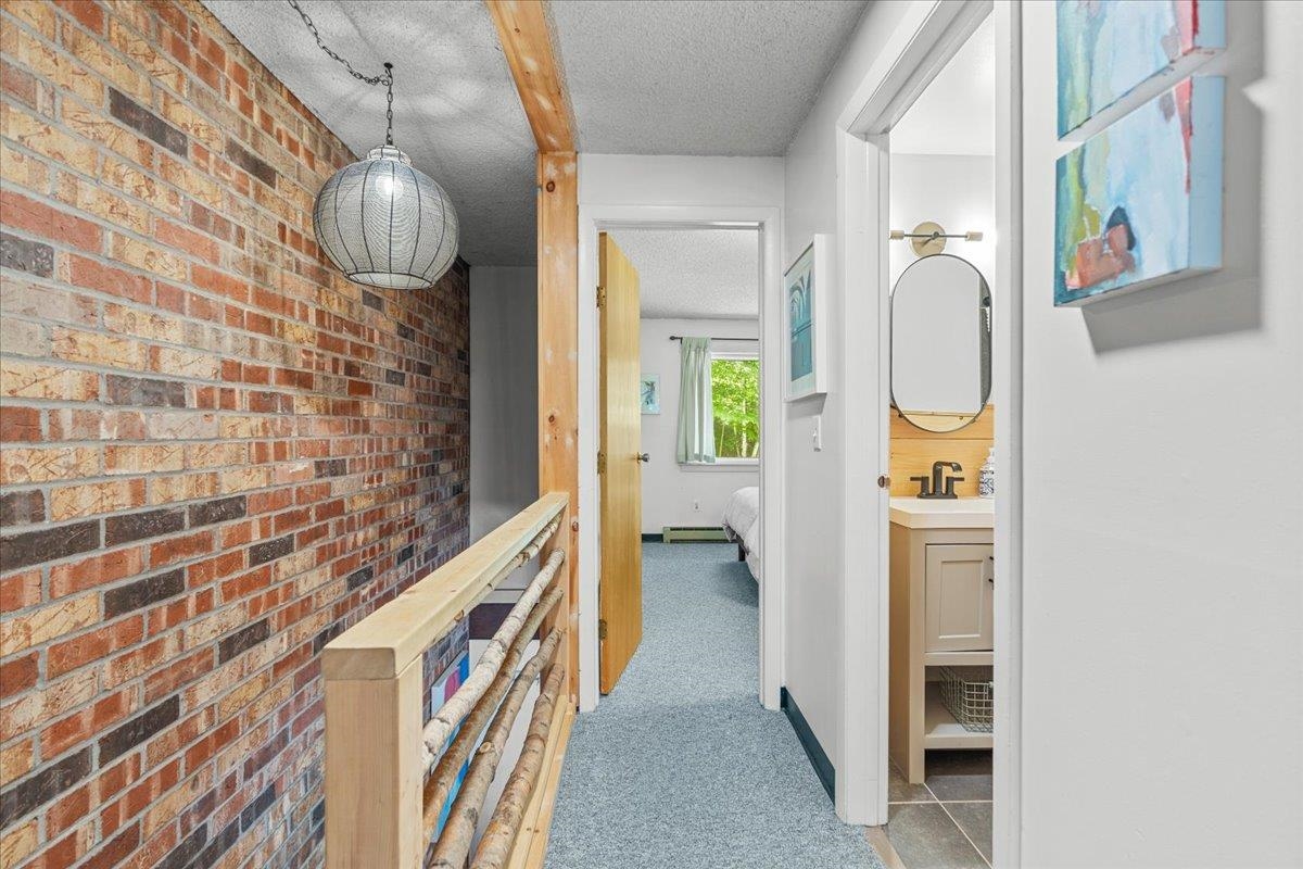 67 Fox Hill Road Unit: 4