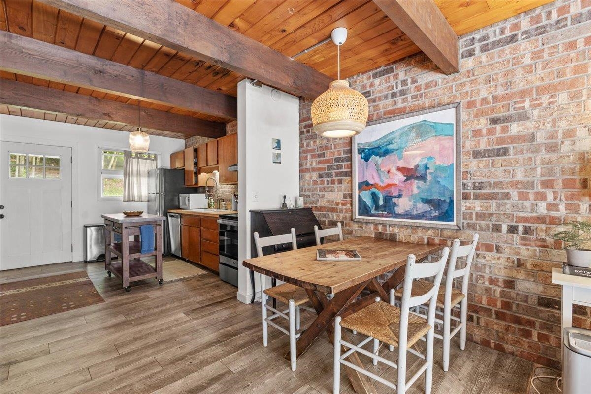 67 Fox Hill Road Unit: 4