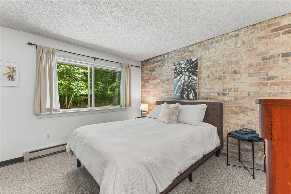 67 Fox Hill Road Unit: 4