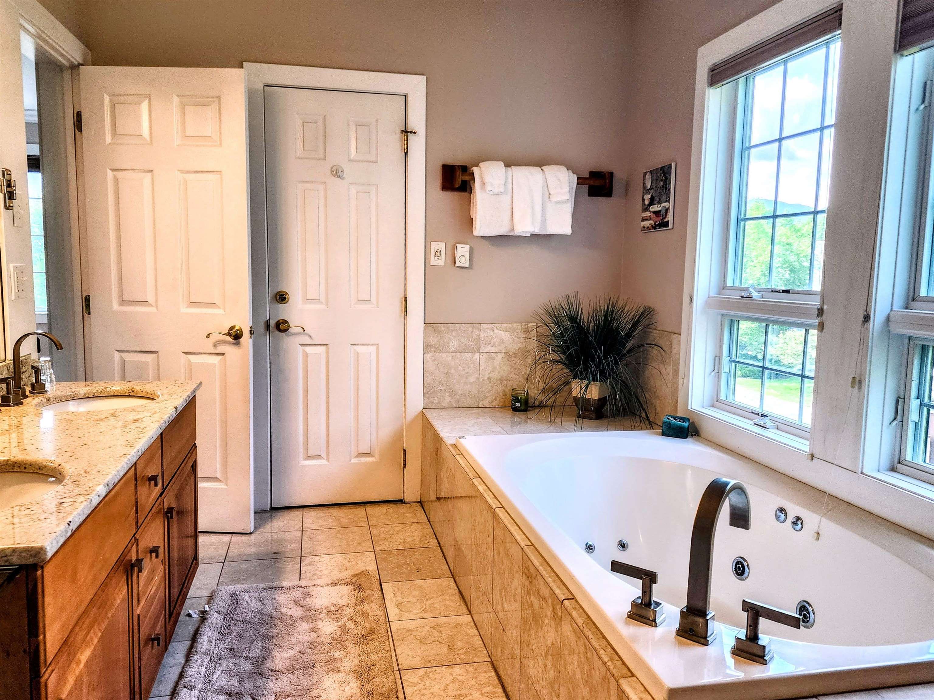 608B Topnotch Road Unit: 608B