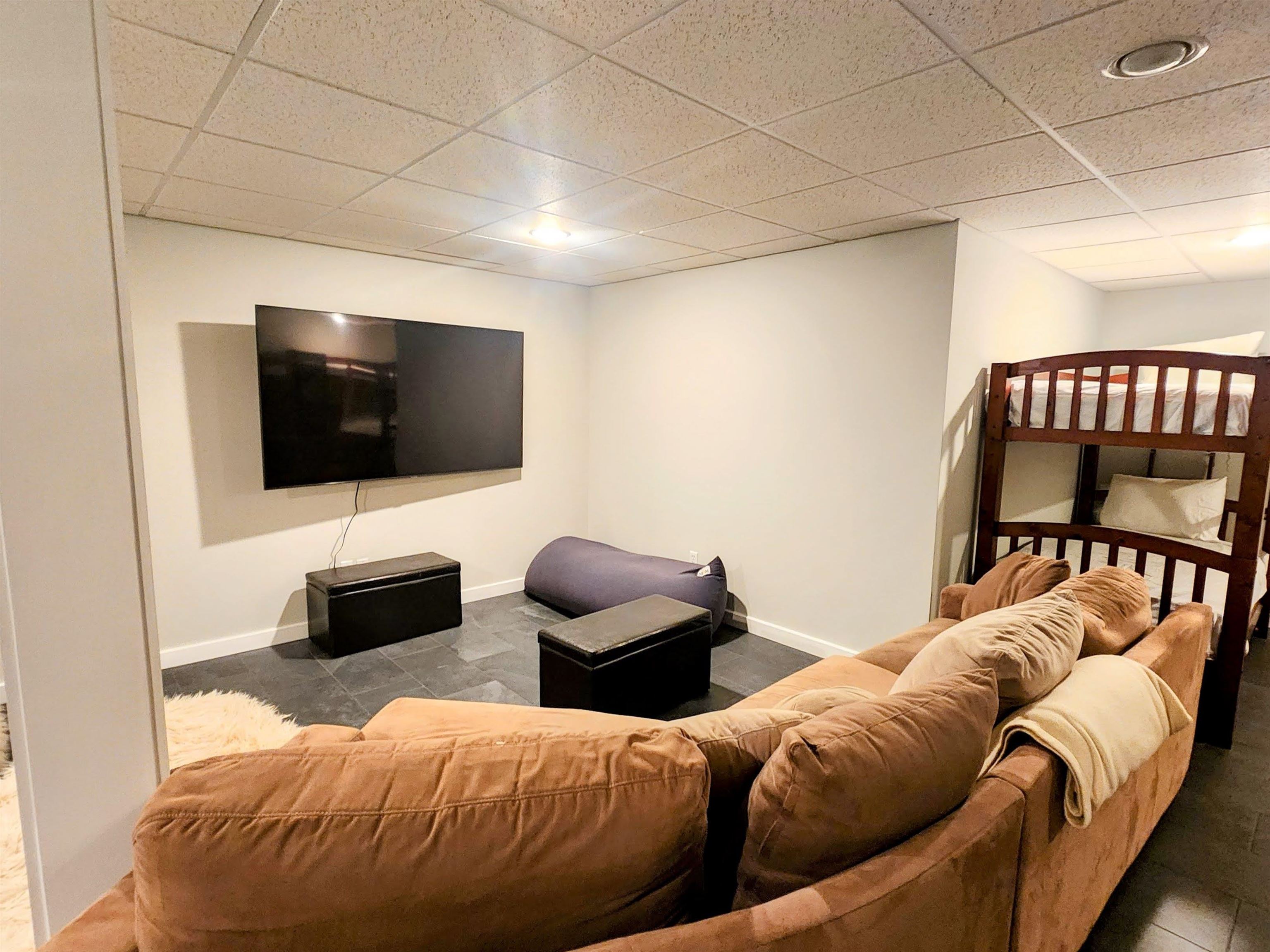 608B Topnotch Road Unit: 608B