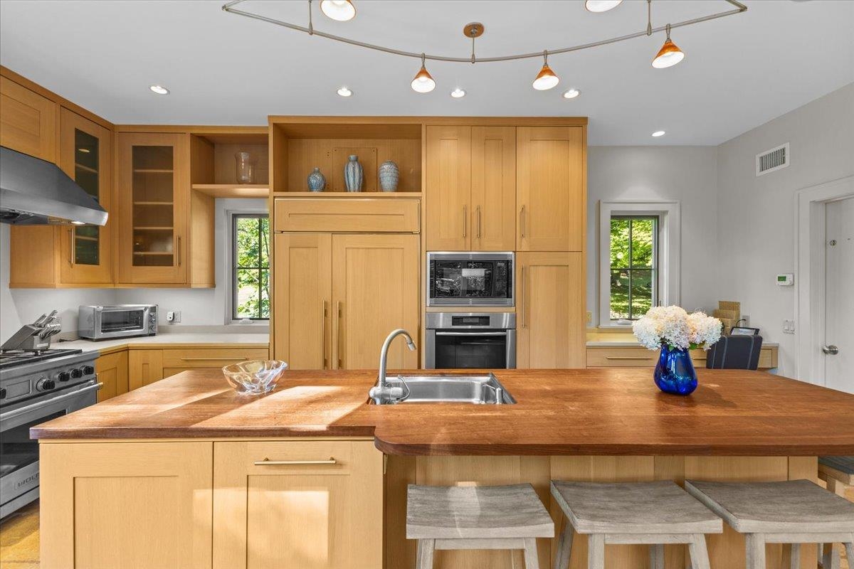 961 Little River Farm Road