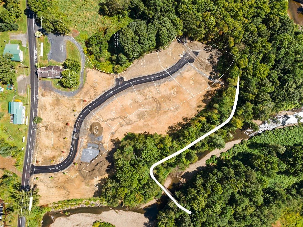 24 River's Edge Lane Unit: 2