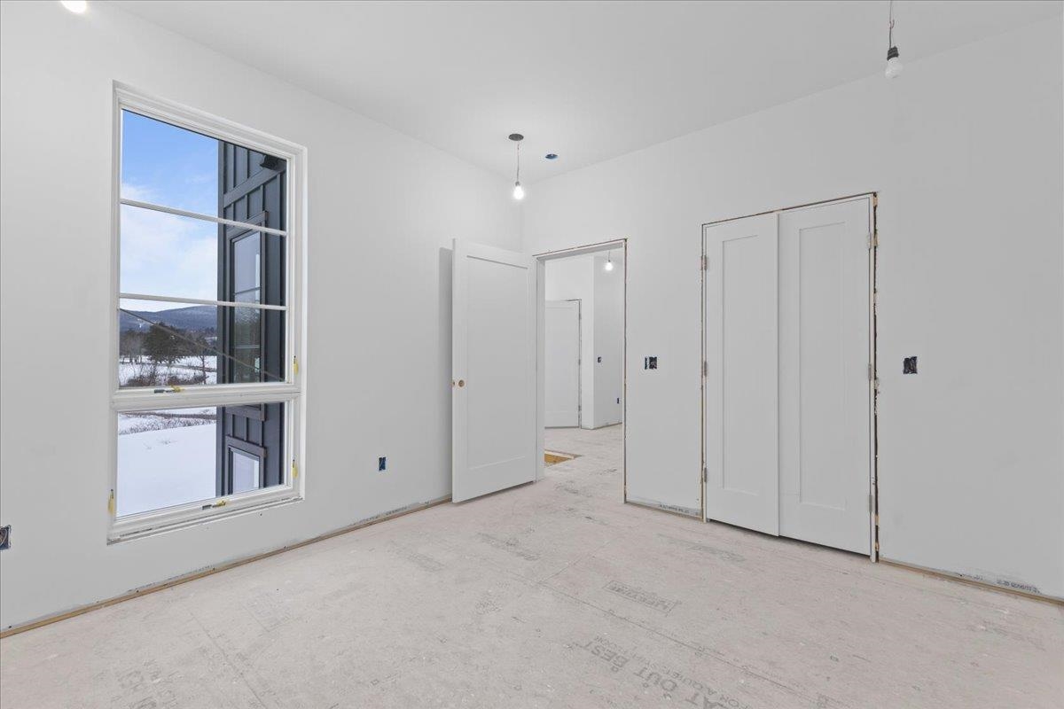 24 River's Edge Lane Unit: 2