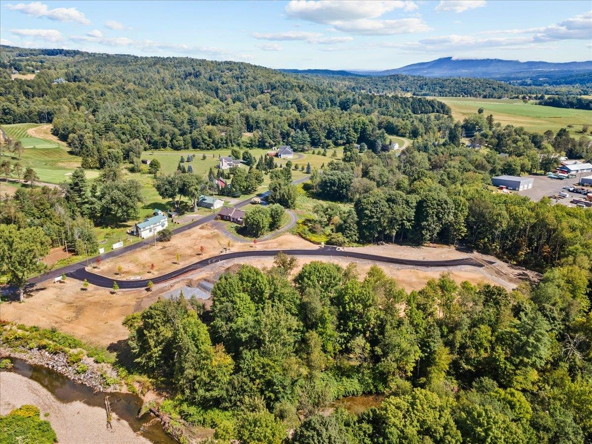 24 River's Edge Lane Unit: 2