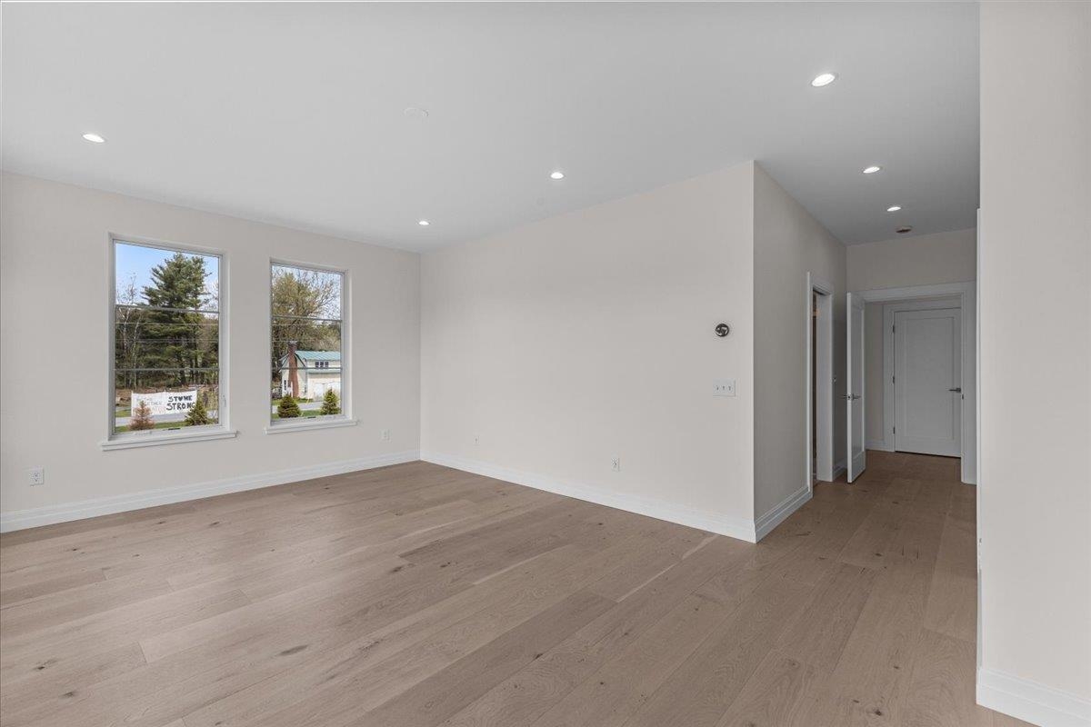 24 River's Edge Lane Unit: 2