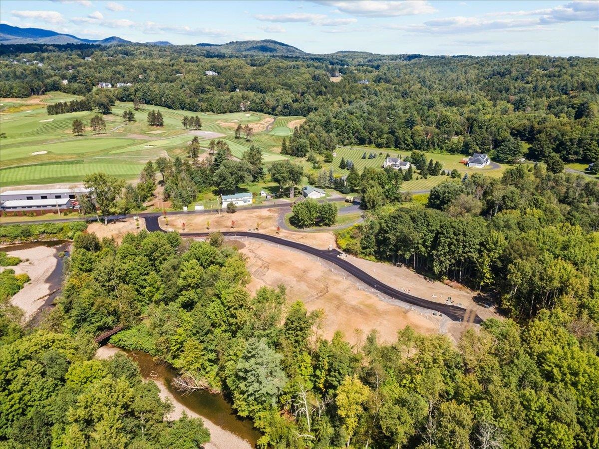 24 River's Edge Lane Unit: 2