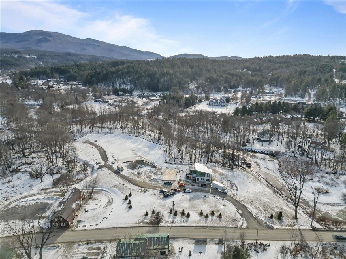 24 River's Edge Lane Unit: 2