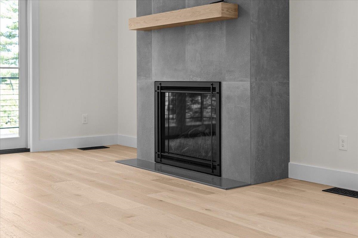 24 River's Edge Lane Unit: 2