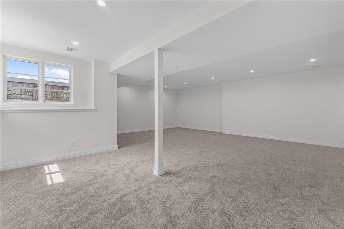 24 River's Edge Lane Unit: 2