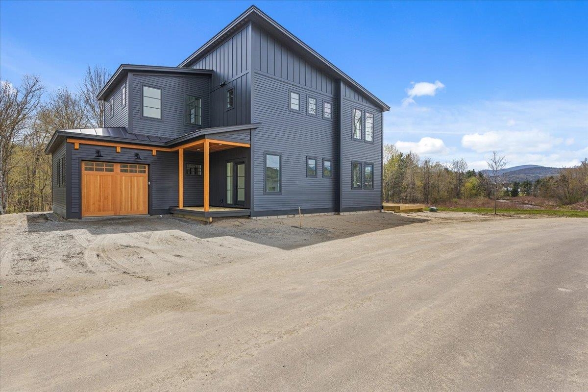 24 River's Edge Lane Unit: 2