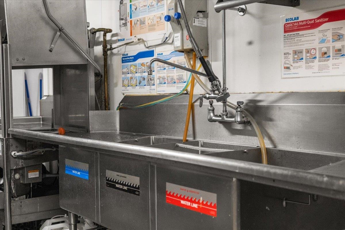 454 Mountain Road Unit: 2 & 3