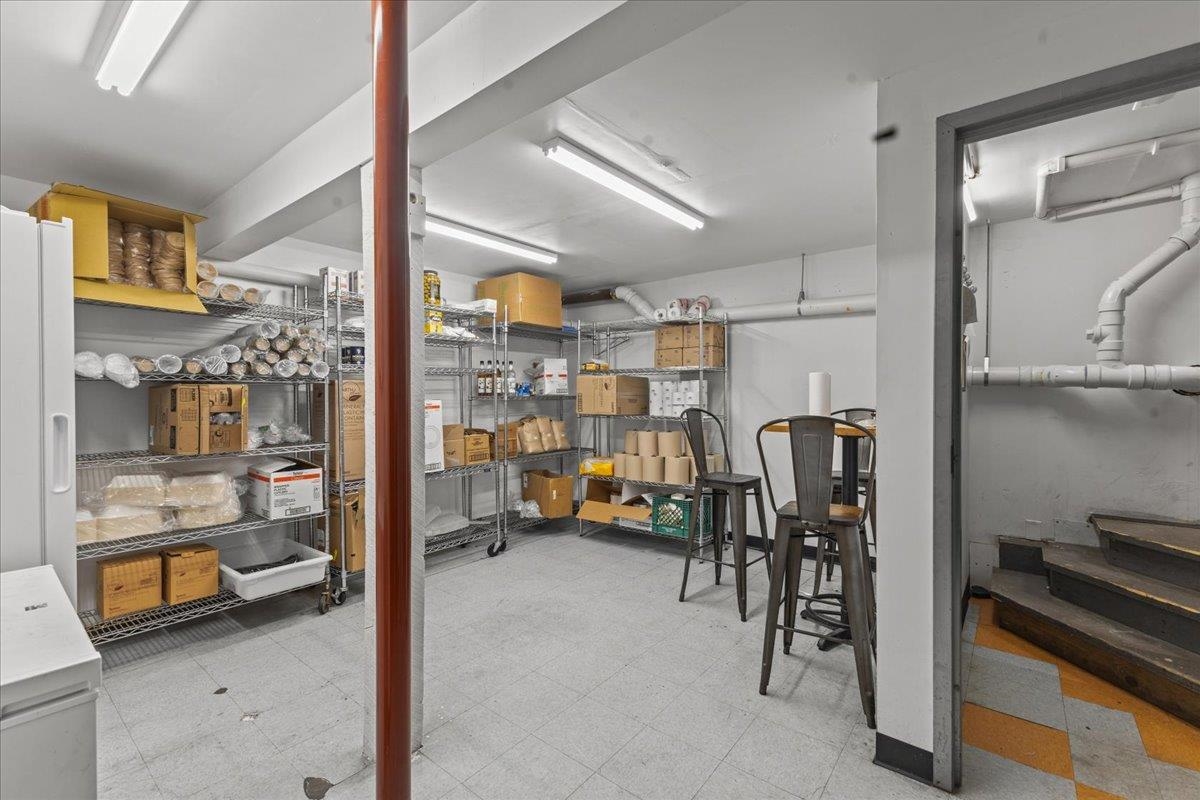 454 Mountain Road Unit: 2 & 3