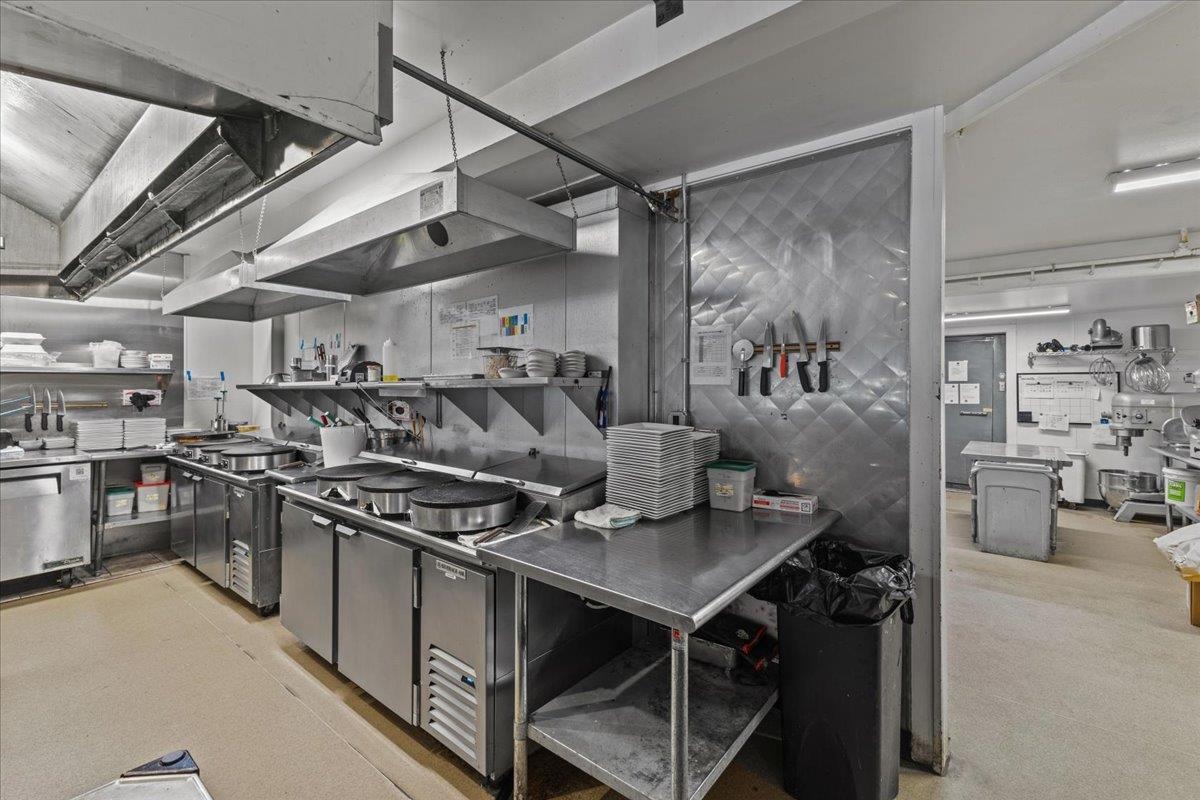 454 Mountain Road Unit: 2 & 3