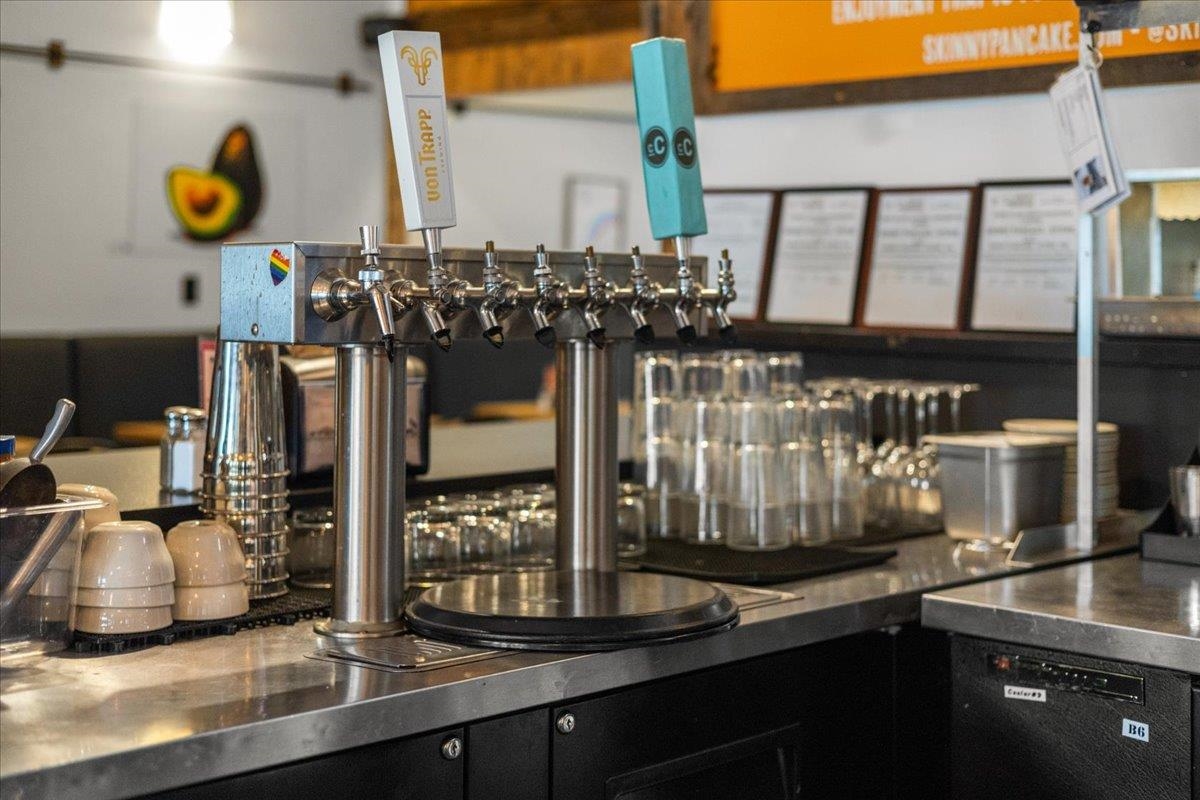 454 Mountain Road Unit: 2 & 3