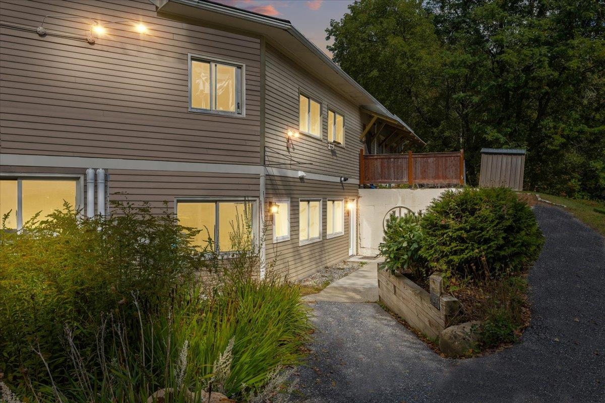 454 Mountain Road Unit: 8