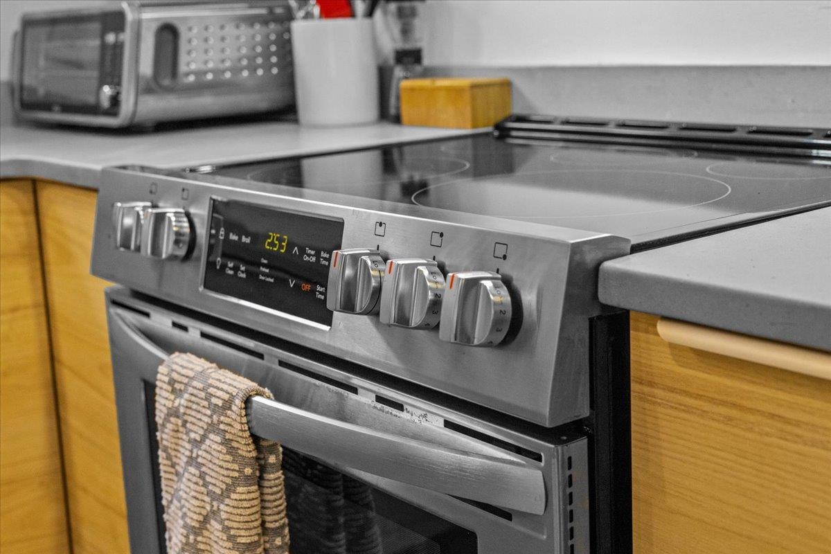 454 Mountain Road Unit: 8