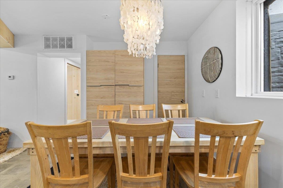 454 Mountain Road Unit: 8