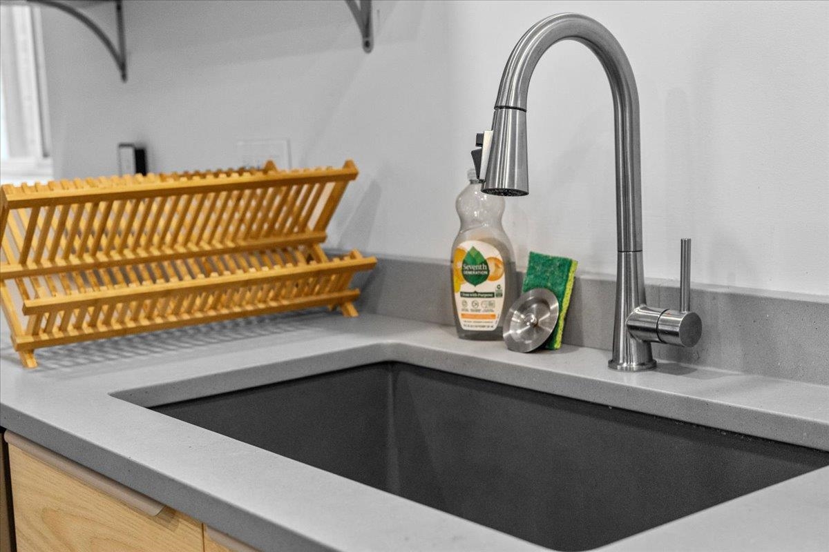 454 Mountain Road Unit: 8