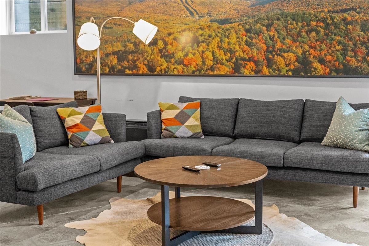 454 Mountain Road Unit: 8