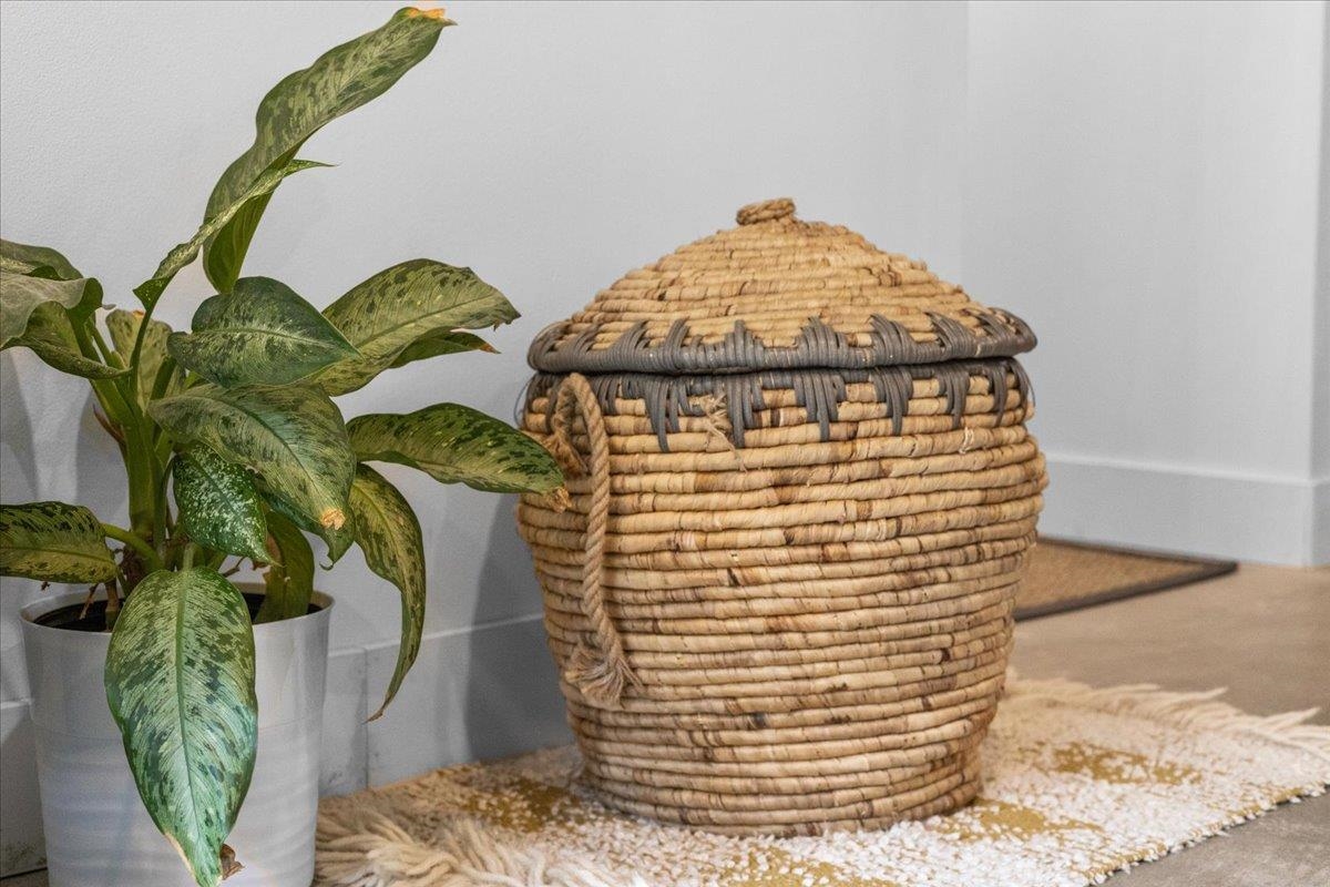 454 Mountain Road Unit: 8