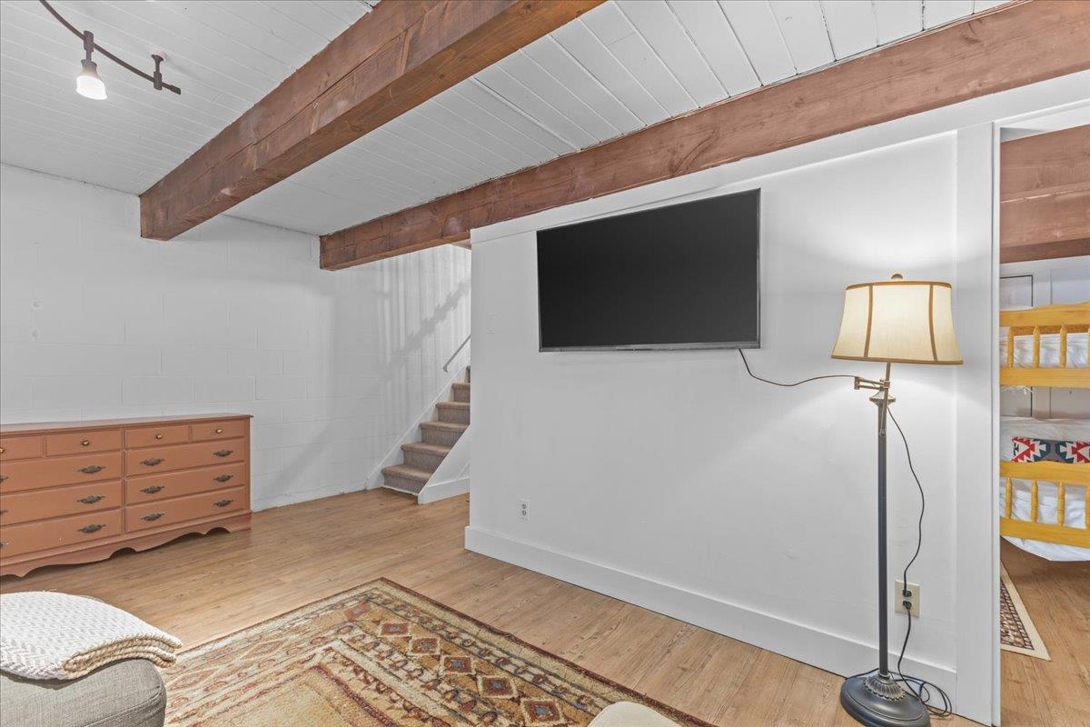 67 Fox Hill Unit: #3