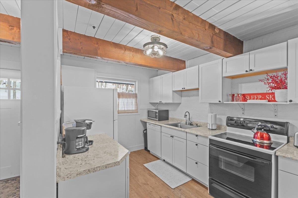 67 Fox Hill Unit: #3