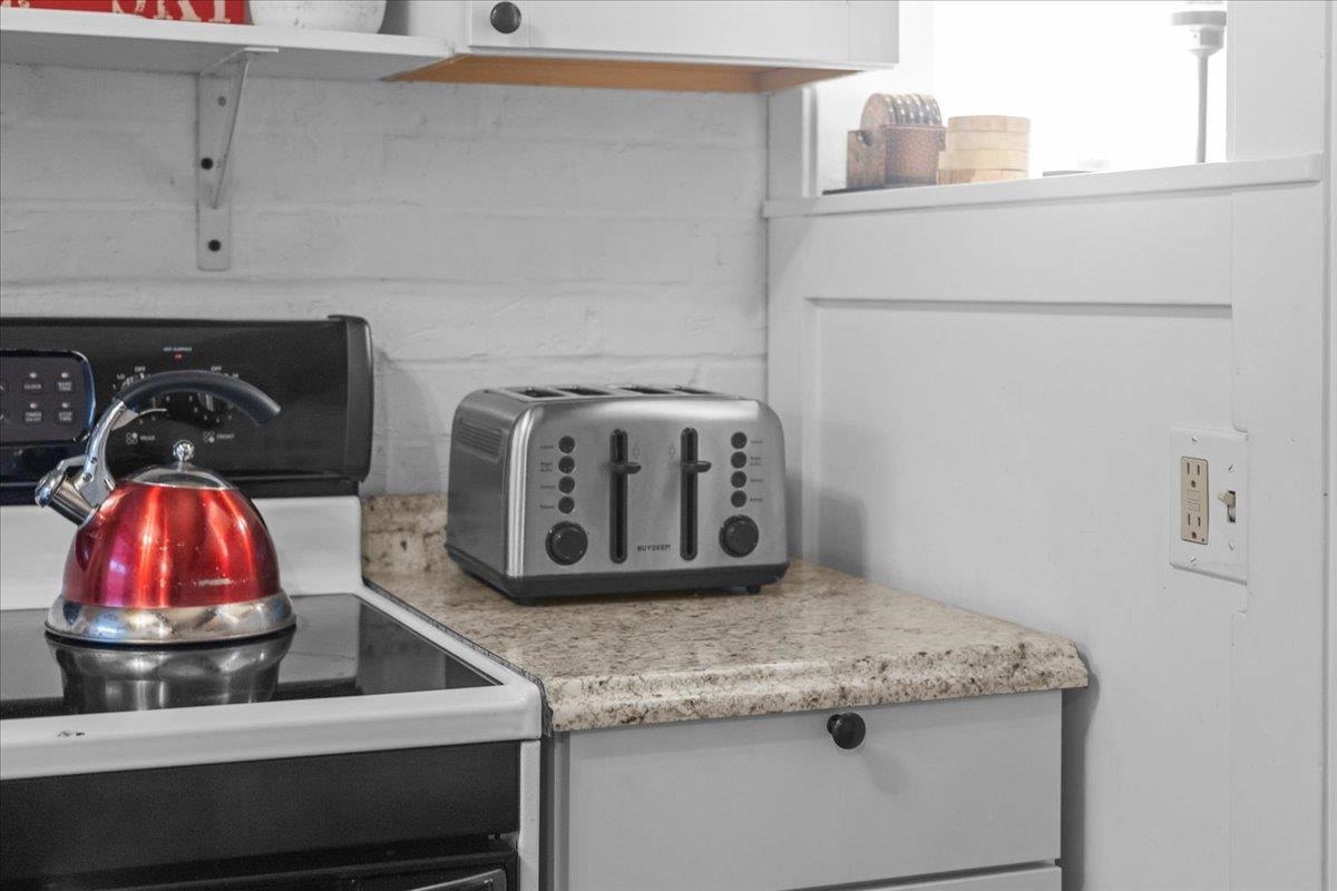 67 Fox Hill Unit: #3