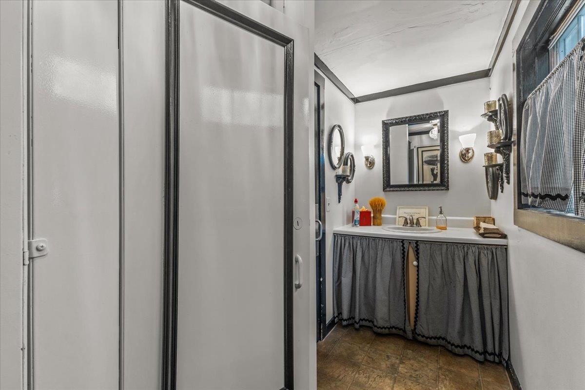 4182 Waterbury-Stowe Road