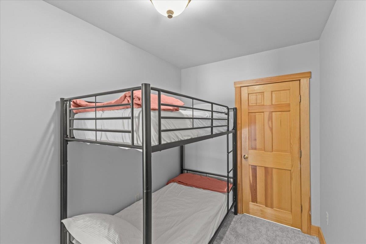 187 Lower Moulton Lane