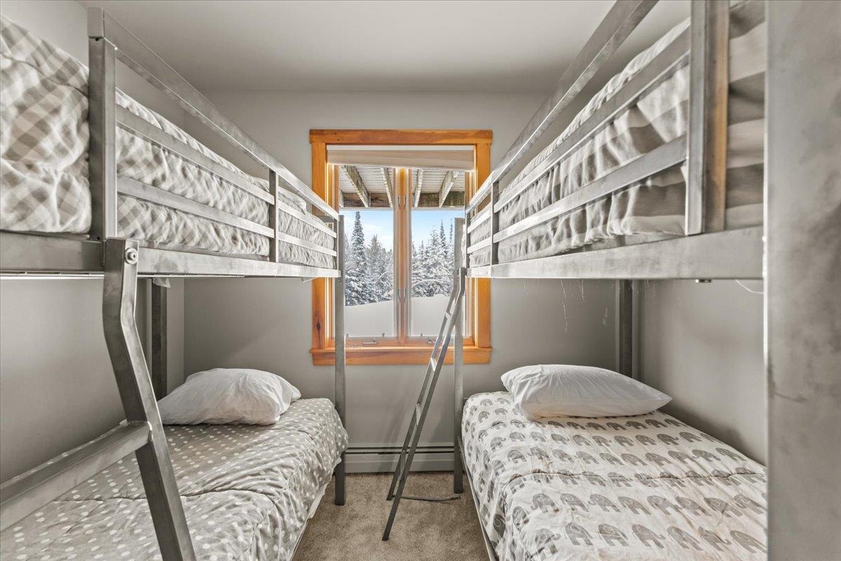 187 Lower Moulton Lane