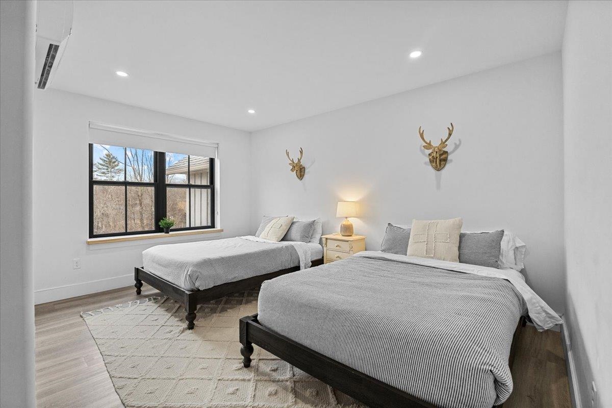 98 Hill Street Unit: #5