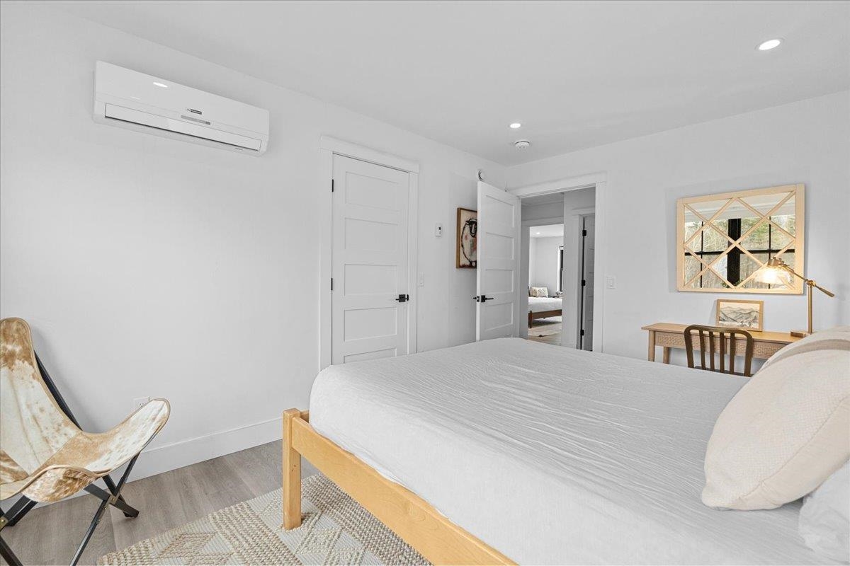 98 Hill Street Unit: #5