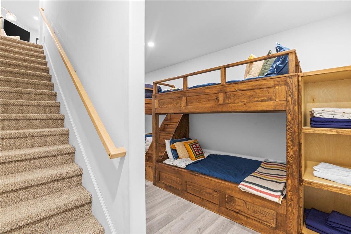 98 Hill Street Unit: #5