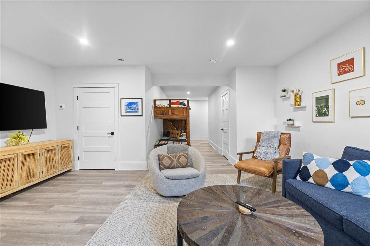 98 Hill Street Unit: #5