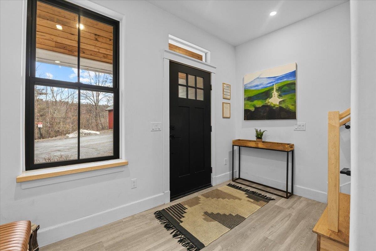 98 Hill Street Unit: #5