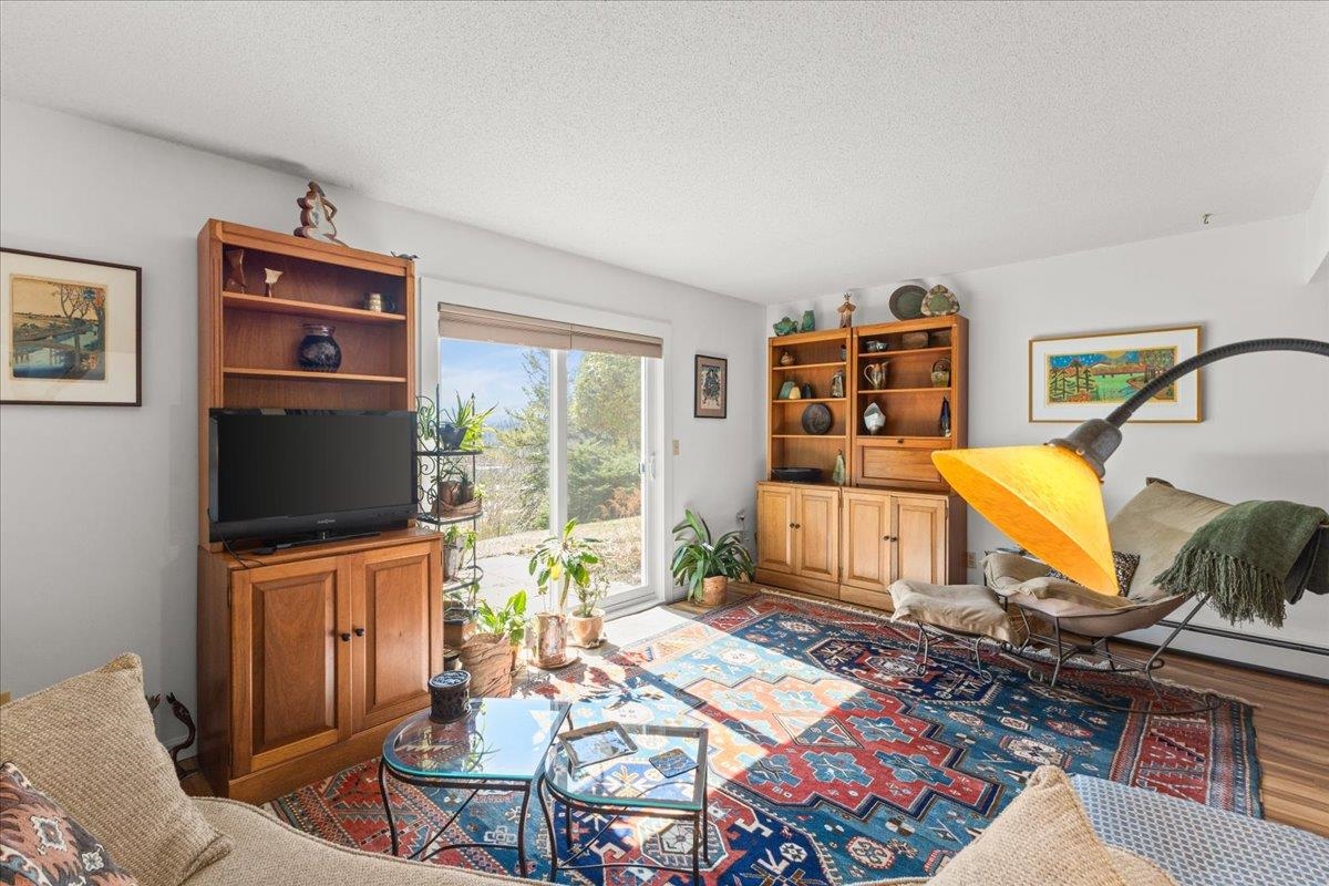 105 Acorn Drive Unit: 105
